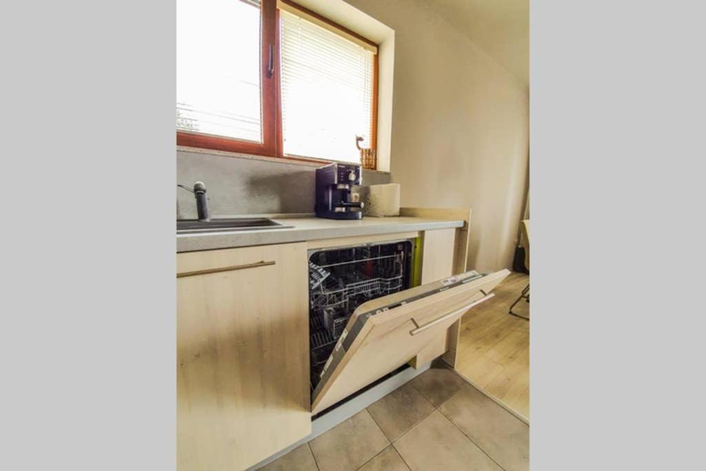 Private Apartment In Cypress Complex 12 Варна Экстерьер фото